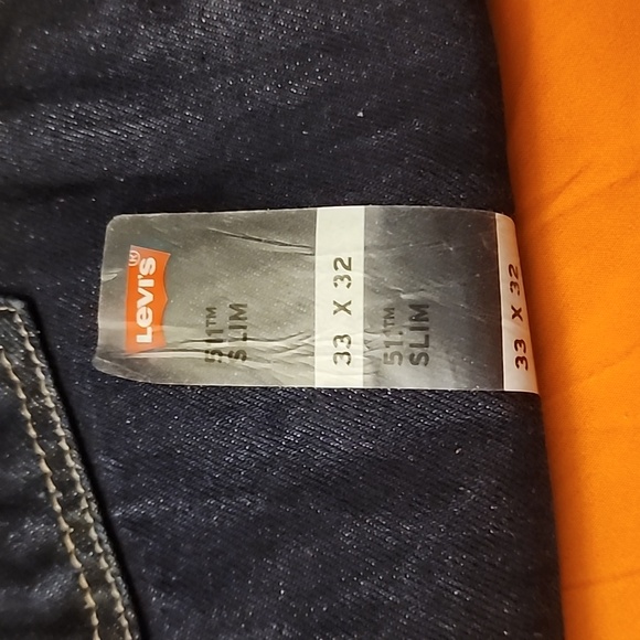 Gave To REUBEN NWT Mens Denim Levi's 511 TM Slim. W 33. L 32 (irregular). - Picture 2 of 11